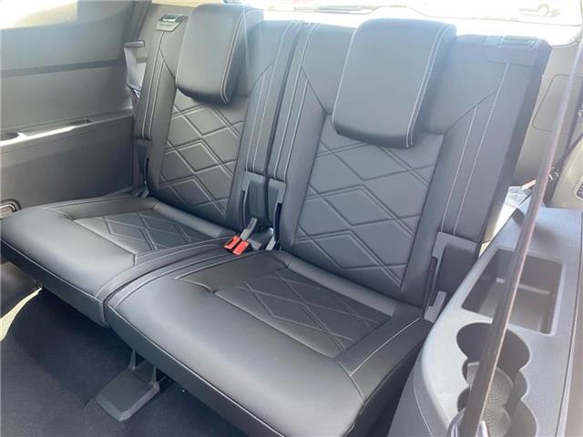 new 2025 Volkswagen Atlas car