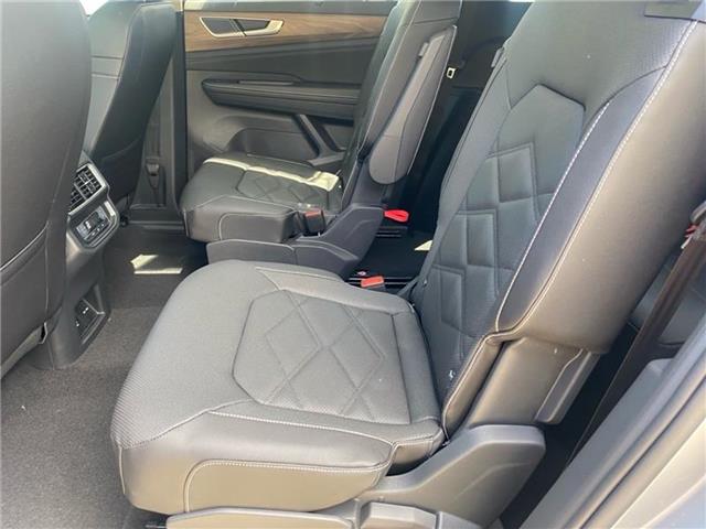 new 2025 Volkswagen Atlas car