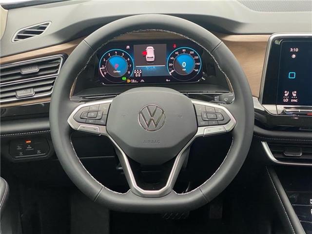 new 2025 Volkswagen Atlas car