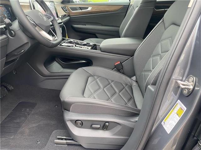 new 2025 Volkswagen Atlas car