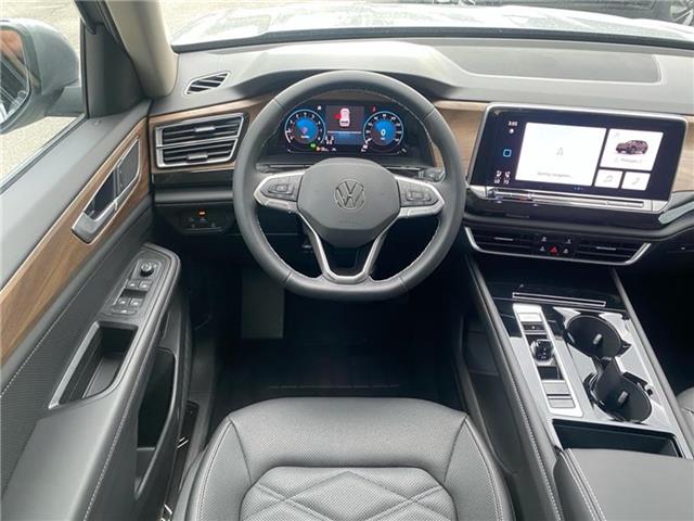 new 2025 Volkswagen Atlas car