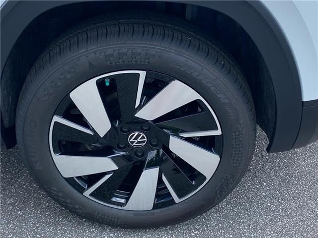 new 2025 Volkswagen Atlas Cross Sport car
