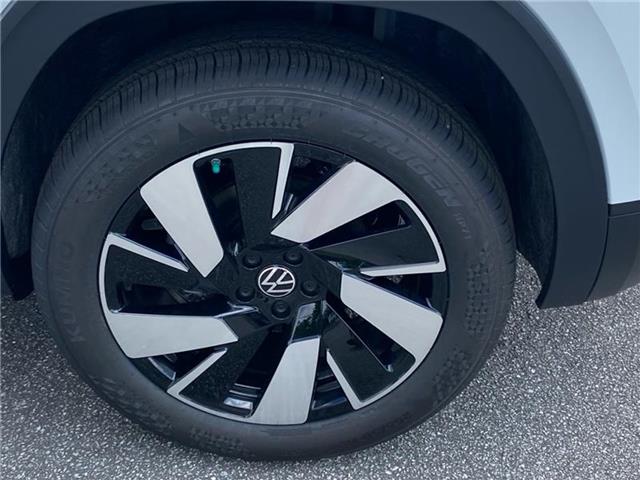 new 2025 Volkswagen Atlas Cross Sport car