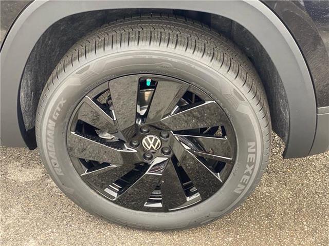 new 2025 Volkswagen Atlas Cross Sport car