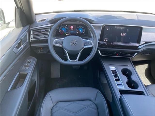 new 2025 Volkswagen Atlas Cross Sport car