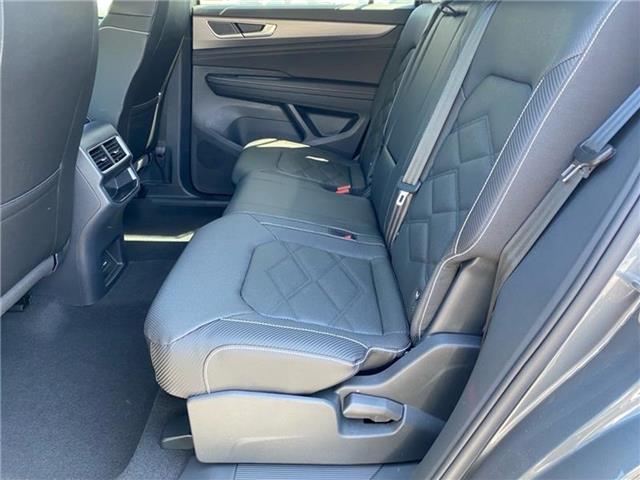 new 2025 Volkswagen Atlas Cross Sport car