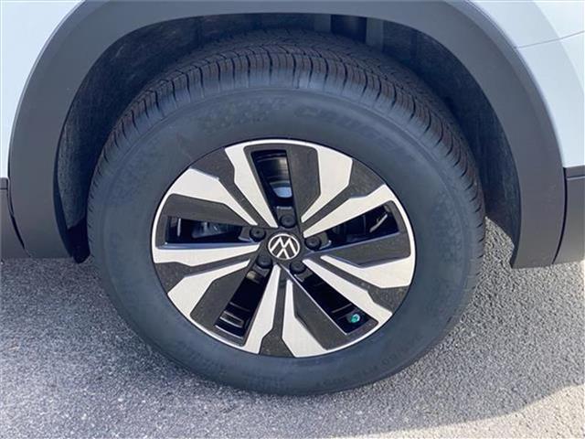new 2025 Volkswagen Atlas car