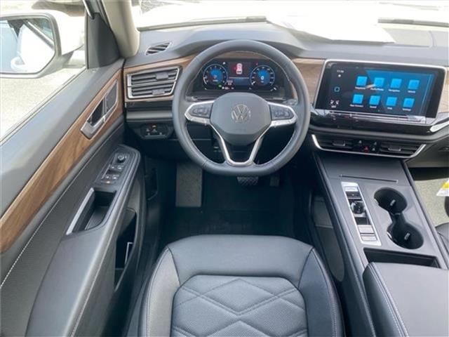 new 2025 Volkswagen Atlas car