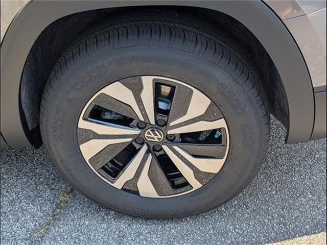 new 2025 Volkswagen Atlas car