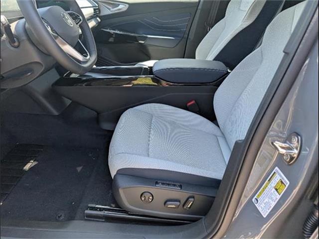 new 2025 Volkswagen ID.4 car