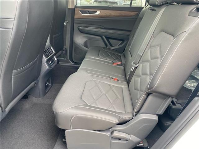 new 2025 Volkswagen Atlas car