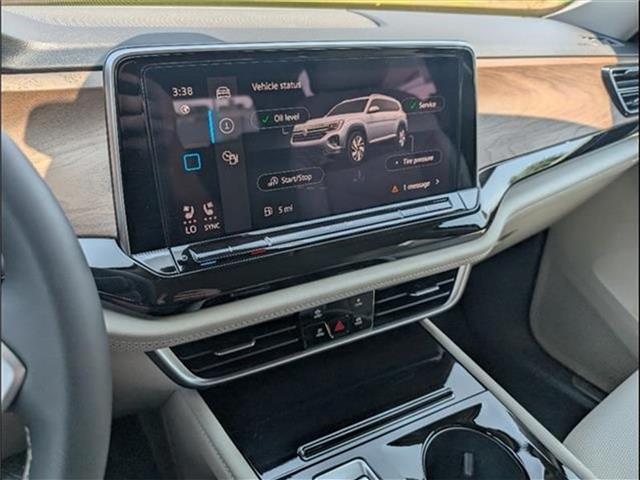 new 2025 Volkswagen Atlas car