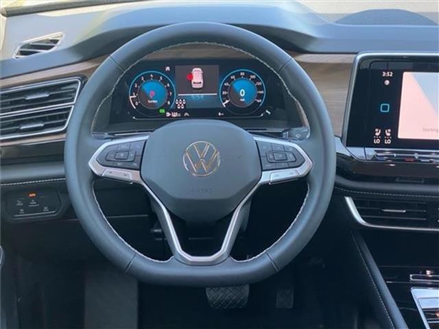 new 2025 Volkswagen Atlas car