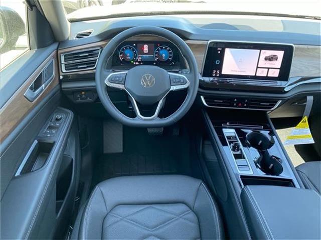new 2025 Volkswagen Atlas car