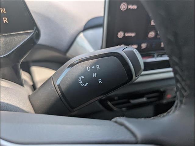 new 2025 Volkswagen ID.4 car