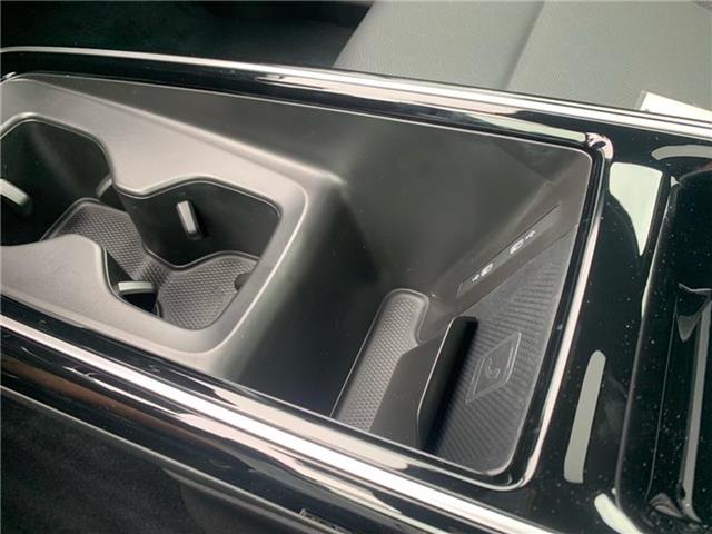 new 2025 Volkswagen ID.4 car