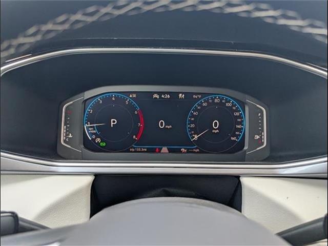 new 2025 Volkswagen Taos car