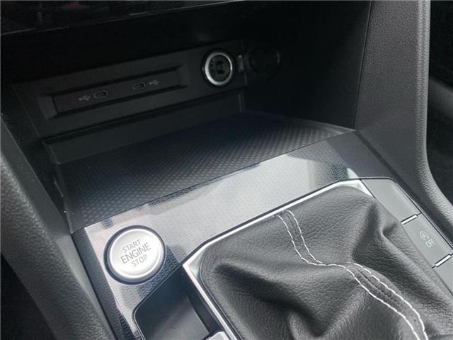 new 2025 Volkswagen Taos car