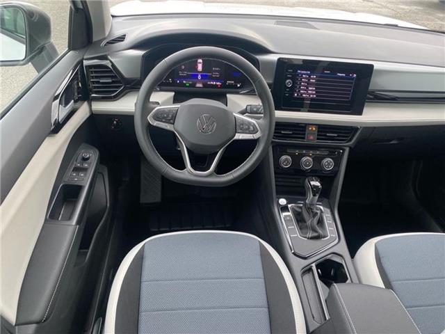 new 2025 Volkswagen Taos car