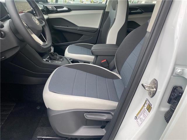 new 2025 Volkswagen Taos car