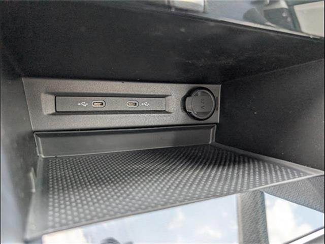 new 2025 Volkswagen Taos car