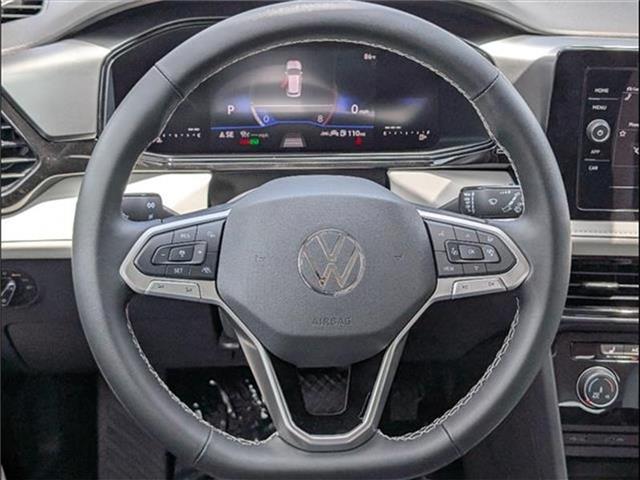 new 2025 Volkswagen Taos car