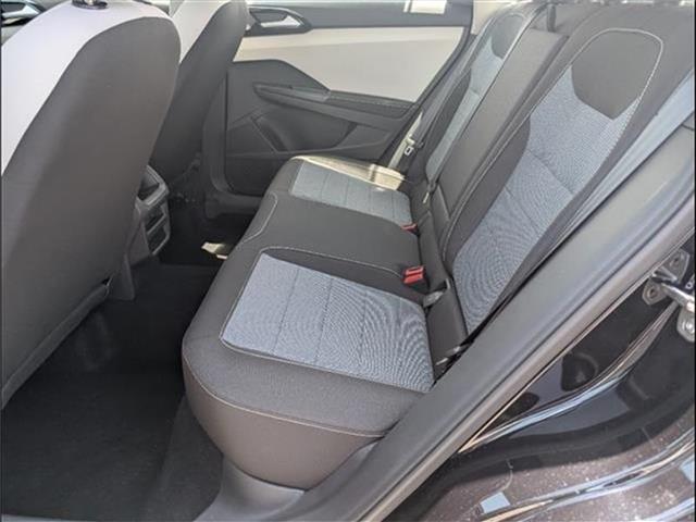 new 2025 Volkswagen Taos car