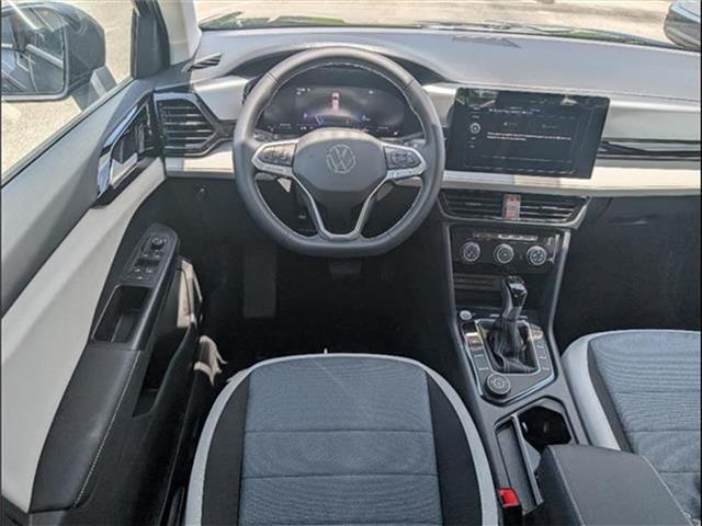 new 2025 Volkswagen Taos car