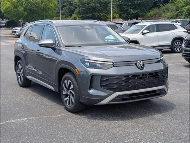 new 2025 Volkswagen Tiguan car
