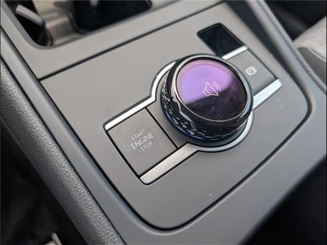 new 2025 Volkswagen Tiguan car