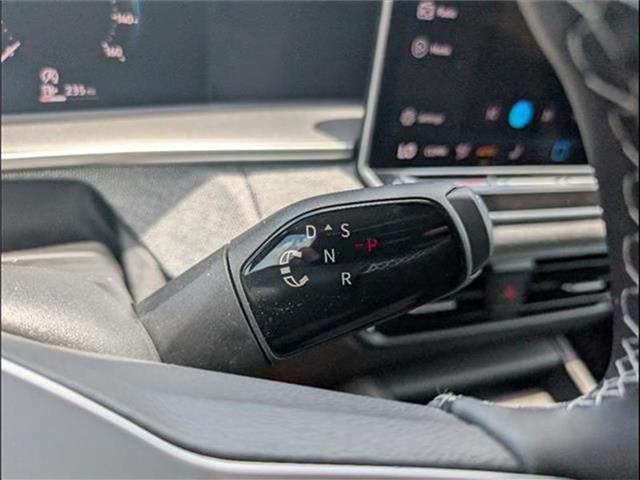 new 2025 Volkswagen Tiguan car