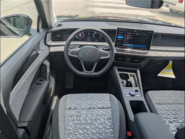 new 2025 Volkswagen Tiguan car