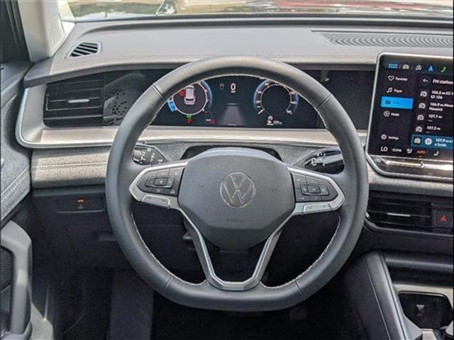 new 2025 Volkswagen Tiguan car