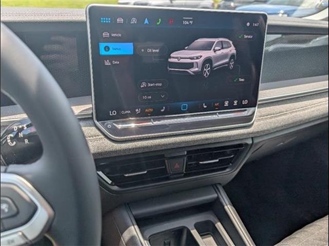 new 2025 Volkswagen Tiguan car