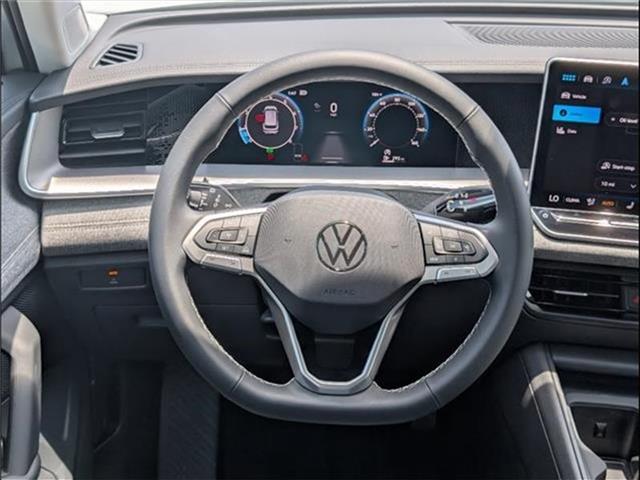 new 2025 Volkswagen Tiguan car