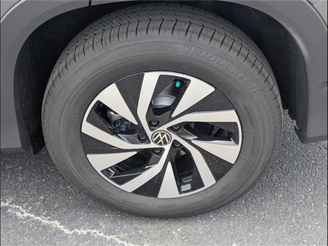 new 2025 Volkswagen Tiguan car