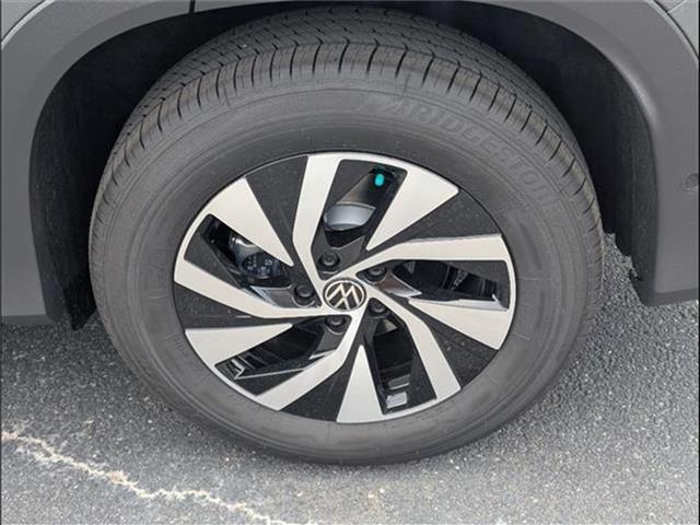 new 2025 Volkswagen Tiguan car