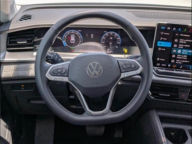 new 2025 Volkswagen Tiguan car