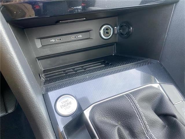 new 2025 Volkswagen Taos car