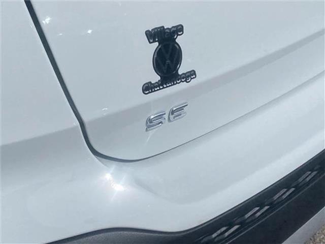 new 2025 Volkswagen Taos car