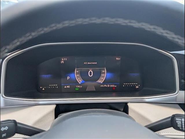new 2025 Volkswagen Taos car