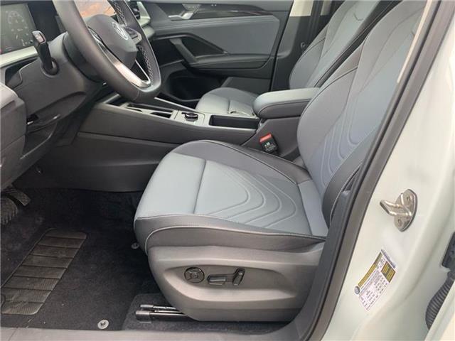 new 2025 Volkswagen Tiguan car