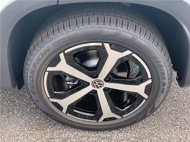 new 2025 Volkswagen Tiguan car