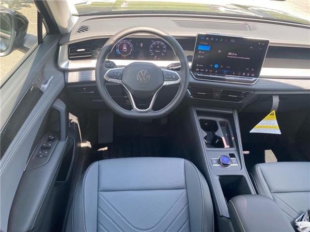 new 2025 Volkswagen Tiguan car
