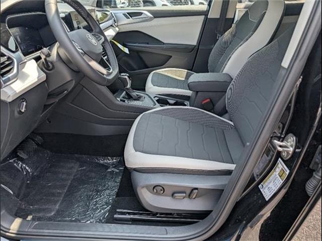 new 2025 Volkswagen Taos car