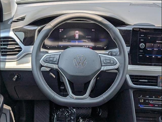 new 2025 Volkswagen Taos car