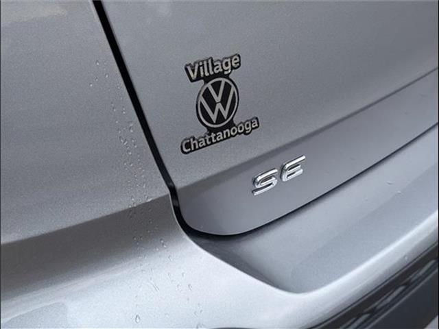 new 2025 Volkswagen Taos car