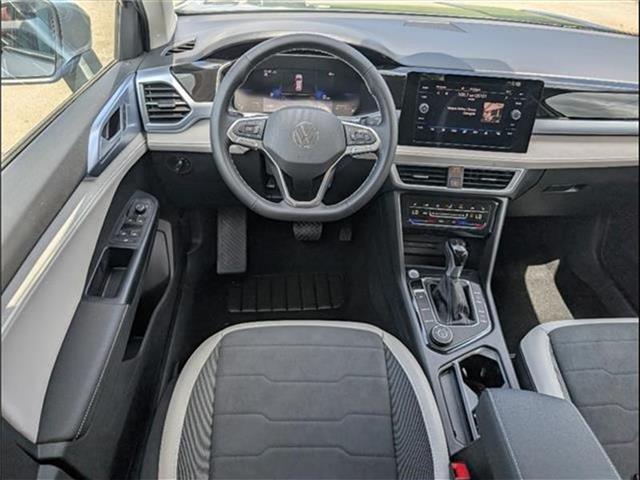 new 2025 Volkswagen Taos car