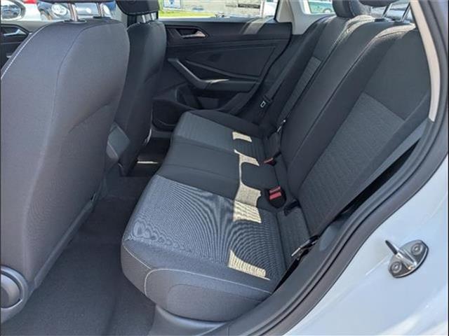 new 2025 Volkswagen Jetta car