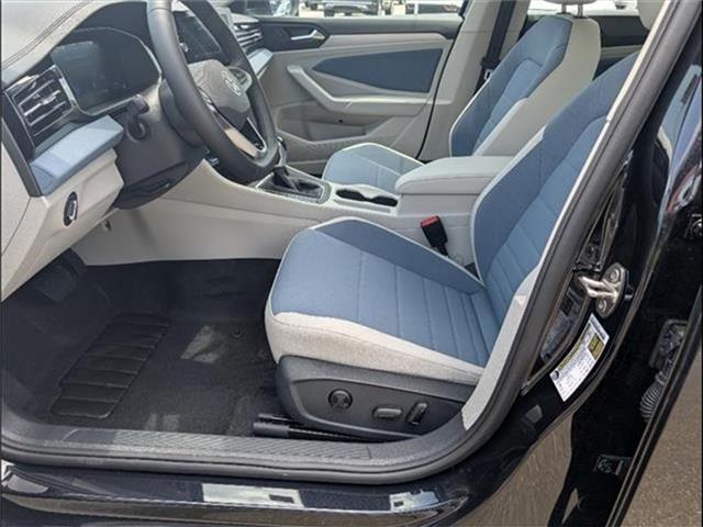 new 2025 Volkswagen Jetta car